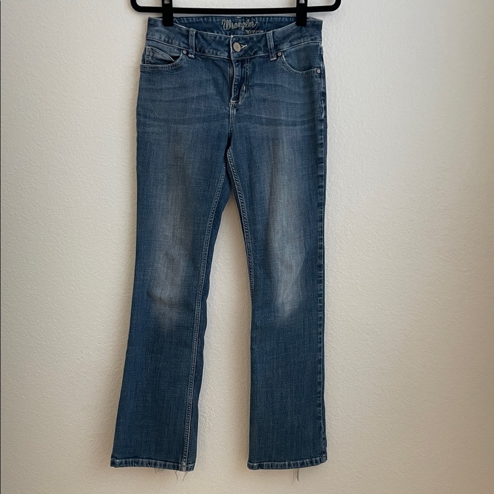 WRANGLER Women's Boot Cut Blue Jeans • 5